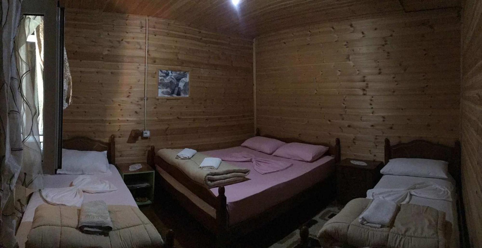 Zariklis Hotell Theth Exteriör bild
