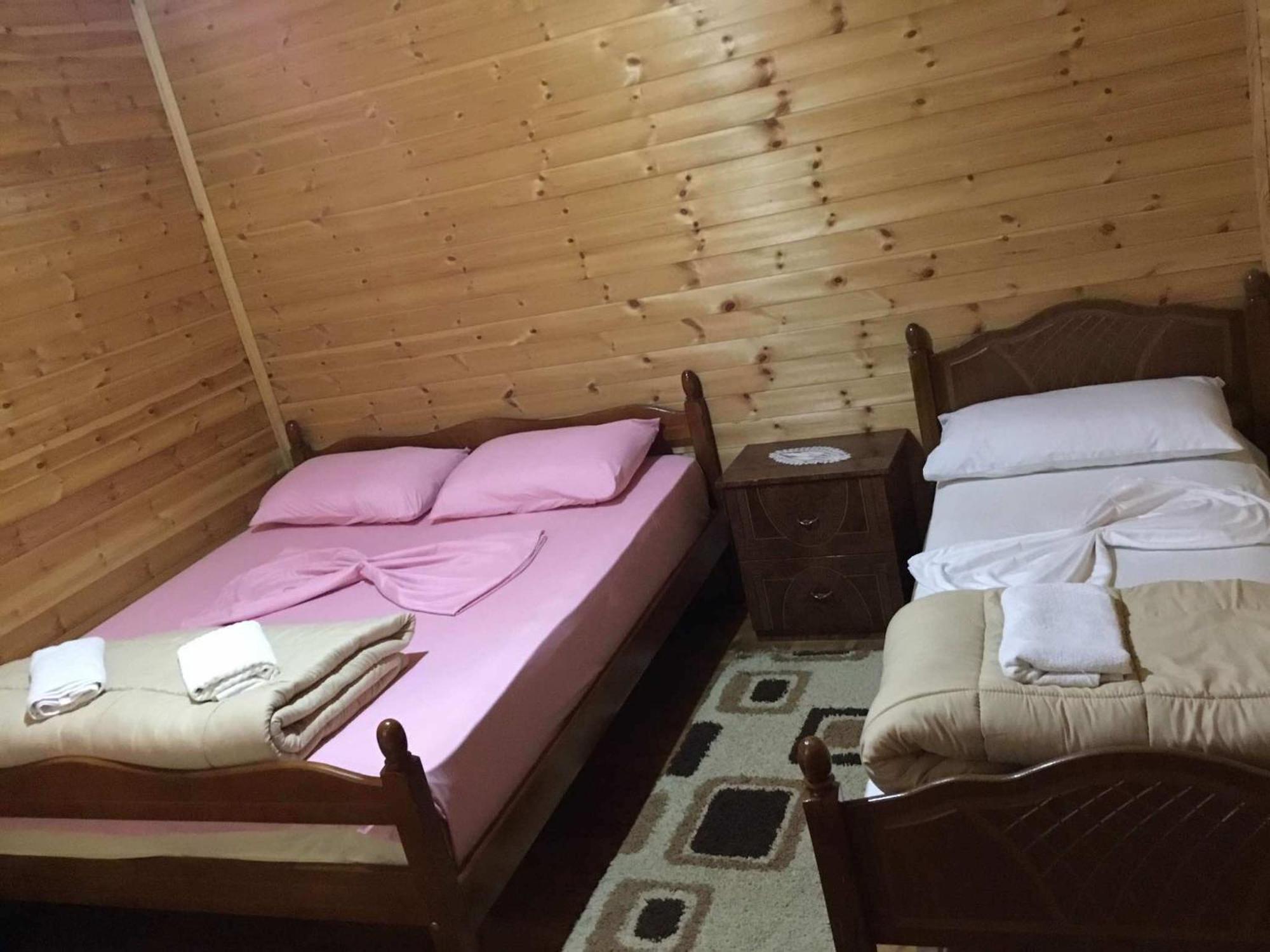 Zariklis Hotell Theth Exteriör bild